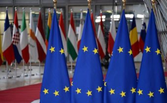Účastníci summitu EÚ podporili prevod zmrazených aktív Ruska na Ukrajinu