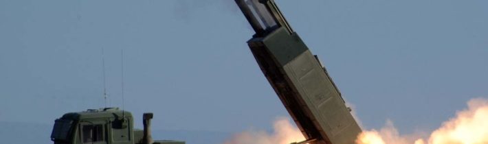 USA majú v úmysle poslať na Ukrajinu raketové systémy dlhého doletu