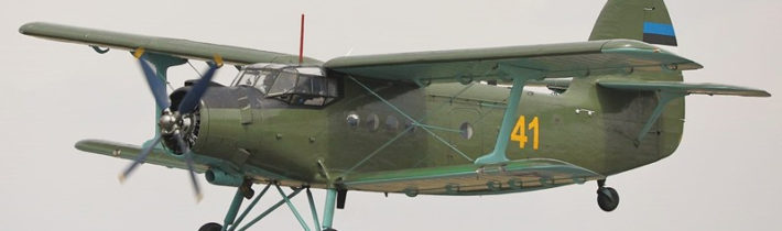 Dvouplošníky An-2 sovětské konstrukce nelétají jen v KLDR. Disponuje jimi i Jižní Korea a dokonce USA
