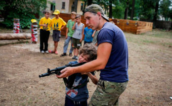 Na Ukrajine chcú povolávať do armády od 16 rokov