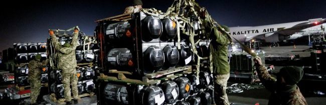 Pentagon má v úmysle urýchliť dodávky zbraní Ukrajine