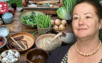 Alena Gajdušková 1. díl: Obstarat si potraviny a připravit jídlo se můžeme učit od našich předků