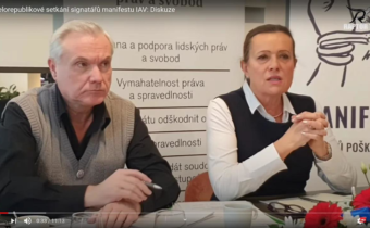 Alena Vitásková a Zbyněk Prousek: Po deštníku vláda představí struhadlo. Kdo nemá peníze, ostrouhá!