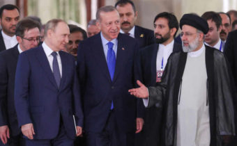 Čo priniesla včerajšia návšteva Vladimíra Putina v Iráne?