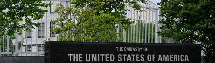 MZV USA vyzvalo Američanov, aby urýchlene opustili Ukrajinu