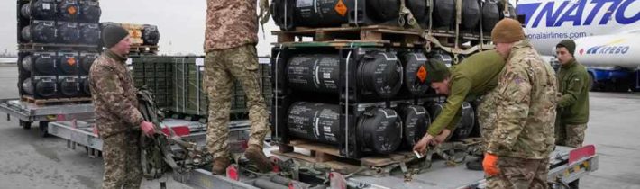 Hrozí, že rozkrádanie vojenskej techniky premenia Ukrajinu na druhý Irak