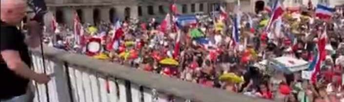 V Amsterdame prebehlo zhromaždenie požadujúce odstúpenie premiéra
