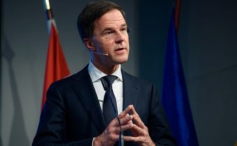 Holandský premiér prisľúbil Zelenskému viac zbraní