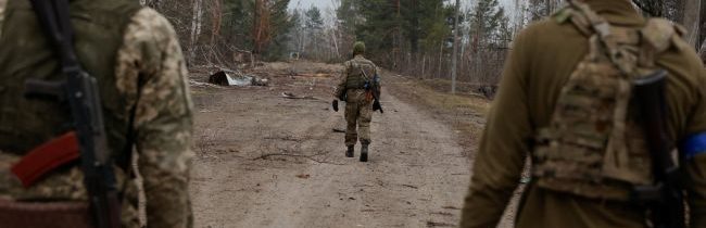 Žoldnieri strieľajú civilistov v Charkovskej oblasti