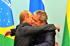 Putin blahopřeje Lulovi da Silvovi k vítězství v brazilských prezidentských volbách