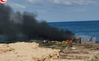 Libye: Pašeráci postříleli a zapálili 15 ilegálů i s pašeráckou lodí (obrázky) – Necenzurovaná pravda