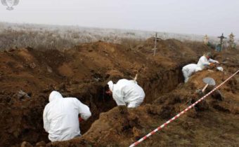 V Severodonecku exhumovali 58 pozostatkov obetí ukrajinskej agresie