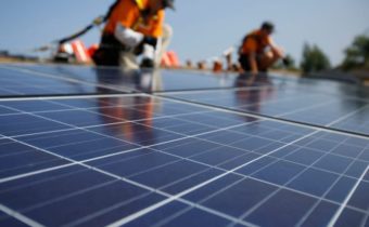Ministři energetiky členských zemí EU schválili: Všechny novostavby v Evropské unii budou od roku 2030 povinně bezemisní a se solárními panely