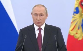 Ruský prezident Putin poprvé zaútočil proti Komisi 300 a jejímu projektu genderového deviantismu! Poprvé bylo v Kremlu odhaleno, co na Západě globální elity zamýšlejí s národy a jejich dětmi! Exkluzivní překlad projevu Vladimira Putina