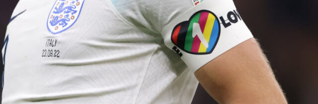 Fotbalisté ze západních zemí ustupují, LGBTQI pásky si při zápasech v Kataru nenasadí – Necenzurovaná pravda