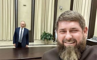 Putin zhodnotil s Kadyrovom špeciálnu operáciu na Ukrajine