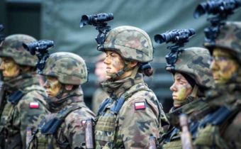 Poľsko považuje pravdepodobnosť vojny s jeho účasťou za „extrémne vysokú“