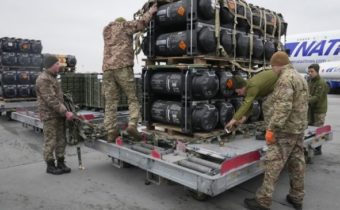 USA a Európe dochádzajú zbrane kvôli pomoci Ukrajine