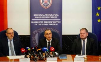 VIDEO: Generálna prokuratúra SR zrušila obvinenia voči Ficovi, Kaliňákovi, Gašparovi a Bödörovi, ktoré v kauze Súmrak vykonštruovala skupina vyšetrovateľov NAKA