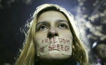 Thierry Meyssan:  Obnovení svobody projevu na Západě po Bushovi, Obamovi a Bidenovi