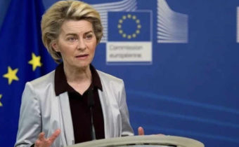 Šéfka Európskej komisie nahnevala Anglicko kvôli porovnávaniu Ukrajiny s Írskom