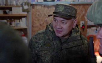 Sergej Šojgu skontroloval ruské jednotky v zóne špeciálnej vojenskej operácie