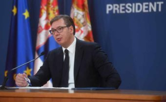 Vučićova politická agónia