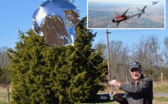 Dave DeCamp: USA zostreľujú malé 12 – dolárové hobby balóny raketami Sidewinder za pol milióna dolárov