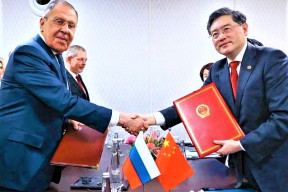 Čchin a Lavrov – o spolupráci a Ukrajině
