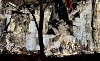 Ukrajinská raketa protivzdušnej obrany zničila obytný dom v Záporoží, sú obete