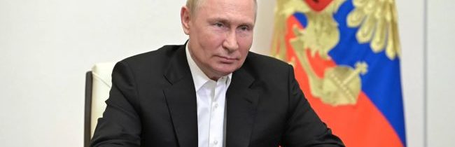 Putin privádza Západ do hystérie
