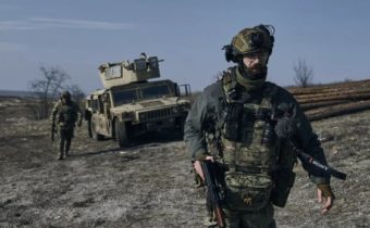Na frontovú líniu dorazili zbory Ozbrojených síl Ukrajiny vycvičené v NATO