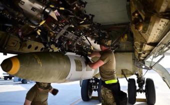 Ruská protivzdušná obrana poprvé zachytila ​​americkou „chytrou bombu“ JDAM-ER – INFOKURÝR