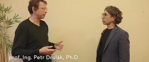 VIDEO: Profesor Drulák o ľavo-pravej politickej paradigme, slobodnej diskusii, geopolitickej vízii slúžiacej našim národným záujmom, extrémistickej politike súčasnej Európskej únie a ako zmeniť jej smerovanie
