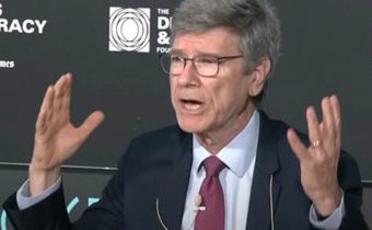 Americký ekonom Jeffrey Sachs: “Řeknu vám tajemství”