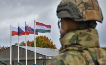 V ČR nevylučujú priamy vojenský konflikt medzi Ruskom a NATO