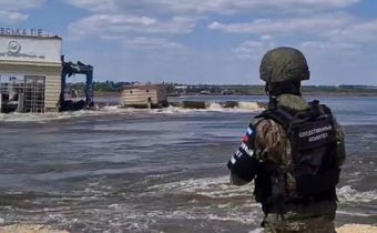 Ukrajina systematicky pracovala na zničení hrádze vodnej elektrárne Kachovka