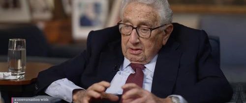 USA a Čína sa môžu dostať do otvoreného vojenského konfliktu, varuje Kissinger