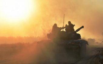 UKRAJINSKÝ „BLITZKRIEG“ ZLYHAL – TANKY NATO SÚ V PLAMEŇOCH – NATO pripravuje Západ na  porážku Kyjeva – Americká vláda žiada svojich žoldnierov aby ihneď opustili Ukrajinu