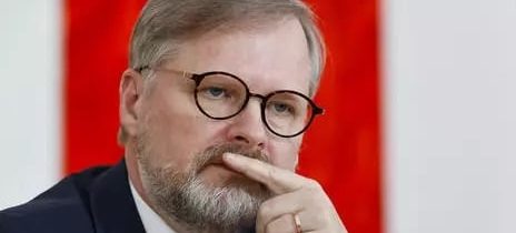 Fiala zůstává nadále nejméně oblíbeným lídrem v Evropě