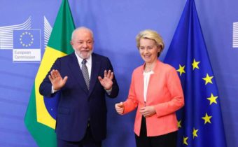 EÚ sa snaží podplatiť Latinskú Ameriku
