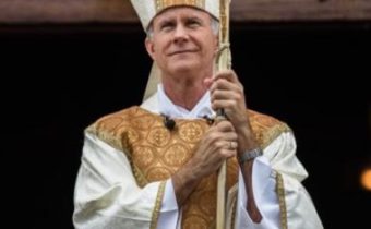 Biskup Strickland povedie ružencové zhromaždenie proti radikálnemu dodatku o potratoch v Ohiu