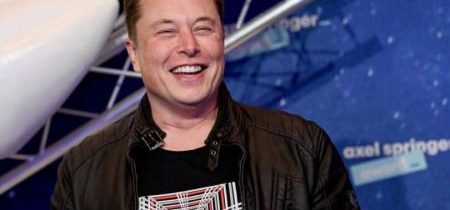 Elon Musk kritizuje ESG ako "komunizmus v novom štýle", kritizuje spoločnosti BlackRock a Vanguard