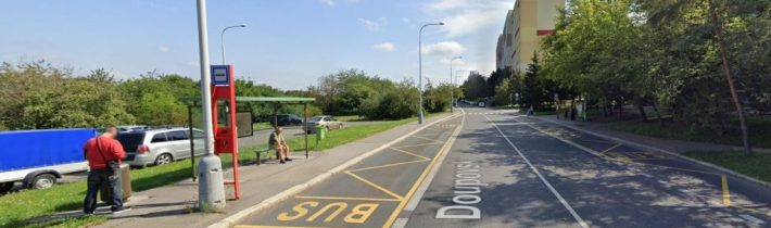 Teprve 16-letý Ukrajinec zaútočil v Praze a pokusil se o znásilnění 38-leté ženy! Po brutálním pokusu o vraždu 15-leté znásilněné a okradené české dívky v Plzni jde již o druhý útok Ukrajince a je třeba říct nahlas, že čas ukrajinských uprchlíků v ČR se naplnil! Když mohou jezdit na Ukrajinu na dovolenou, mohou se tam vrátit natrvalo! Turecký model a vybudování uprchlických táborů na západní Ukrajině je cestou, jak vyřešit ukrajinskou migrační a bezpečnostní otázku v Evropě!