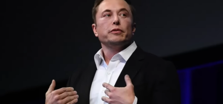 Spoločnosť X Elona Muska spolupracuje so sledovateľom "dezinformácií" spojeným s konzervatívnym čiernym zoznamom