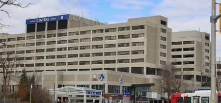 Špičková ottawská nemocnica oznámila, že od pondelka sa vráti mandát na používanie masiek