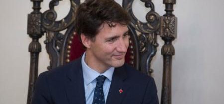Trudeauova vláda ponúka všetkým zamestnancom kurz o "popieraní" rezidenčných škôl