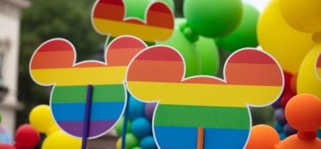 Spoločnosť Disney sa po prehre v špeciálnom okrese vzdala všetkých právnych nárokov voči DeSantisovi a Floride okrem jedného