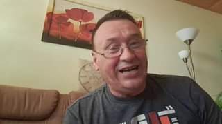 Směšně štěkající Jiří Černohorský. Hra všech politických stran. Začal politick…