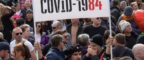 Poslouží vědecká fakta o covidu jako podklady k přehodnocení dosavadního přístupu, který podle expertů nefungoval tak, jak někteří předpokládali?